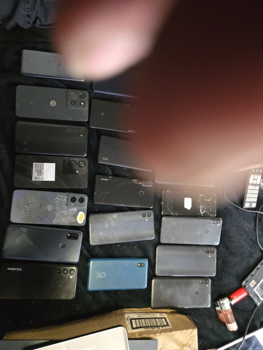 Mixed Lot of Smartphones and Tablets - photo 5