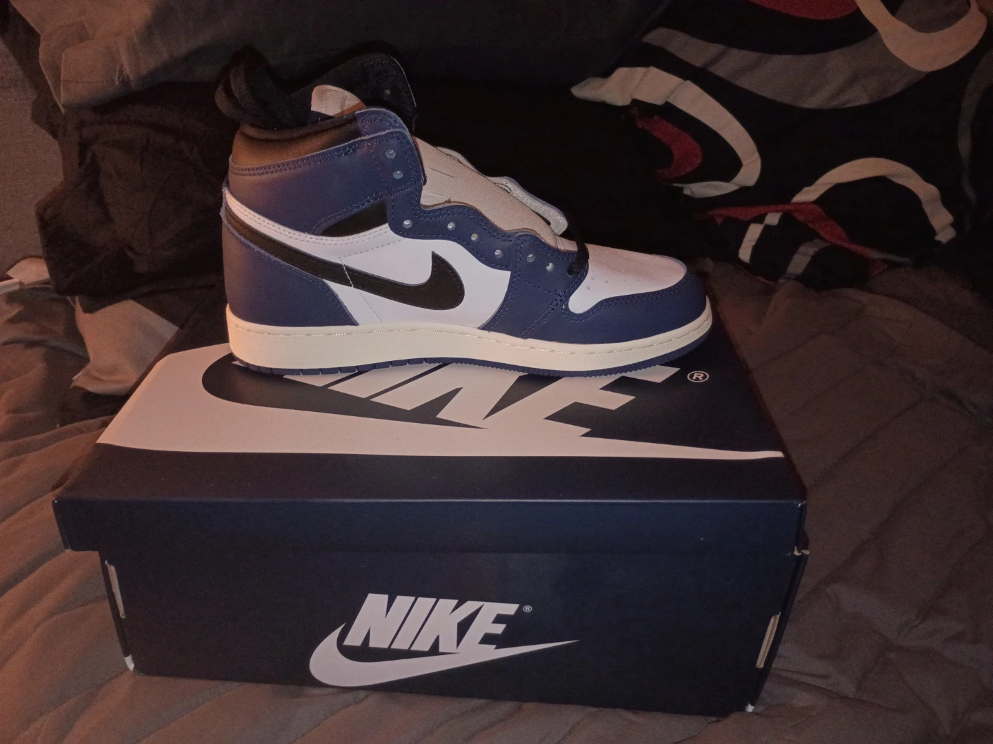 Nike Air Jordan 1 High OG "Dark Marina Blue"