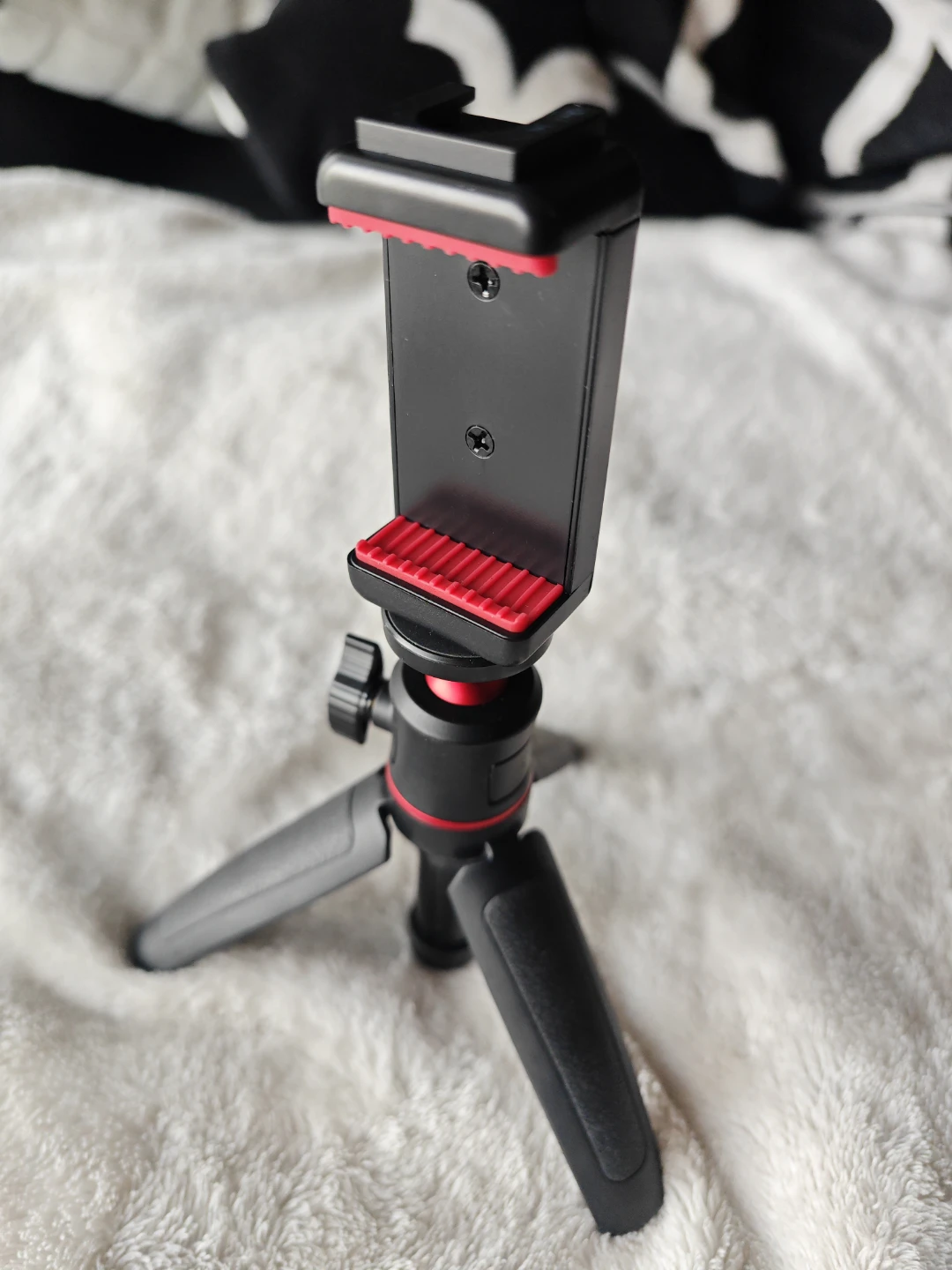 Ulanzi Mini Tripod for Smartphone - photo 2