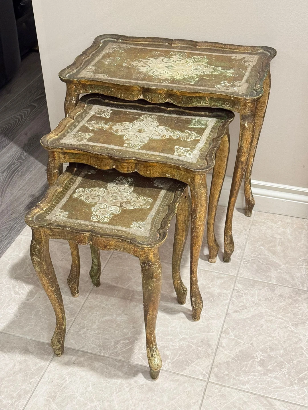 🥕 Vintage Florentine Nesting Side Tables Set - photo 2