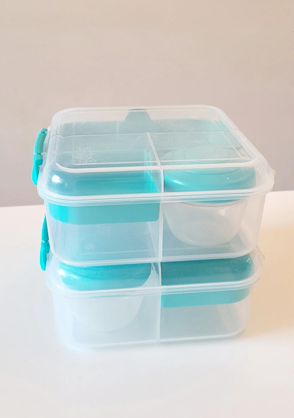 2 Sistema Lunch Boxes + 2 Lunch bags Set