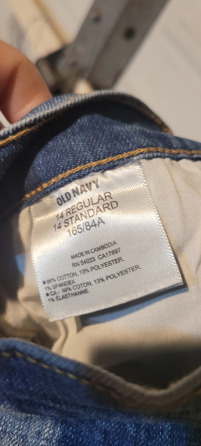 Old Navy Boyfriend Jeans - Size 14 Regular - photo 3