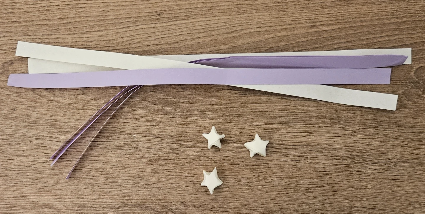 Paper Quilling Strips and Star Embellishments