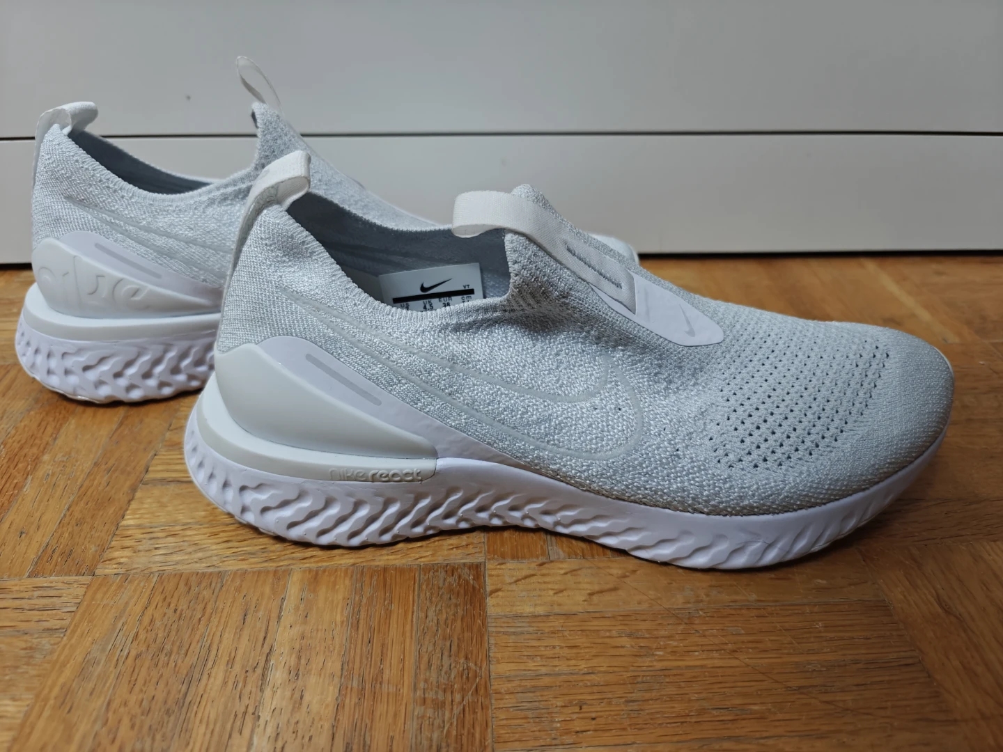 Nike Epic Phantom React Flyknit 2 (White) - Women Size US 7 - photo 5