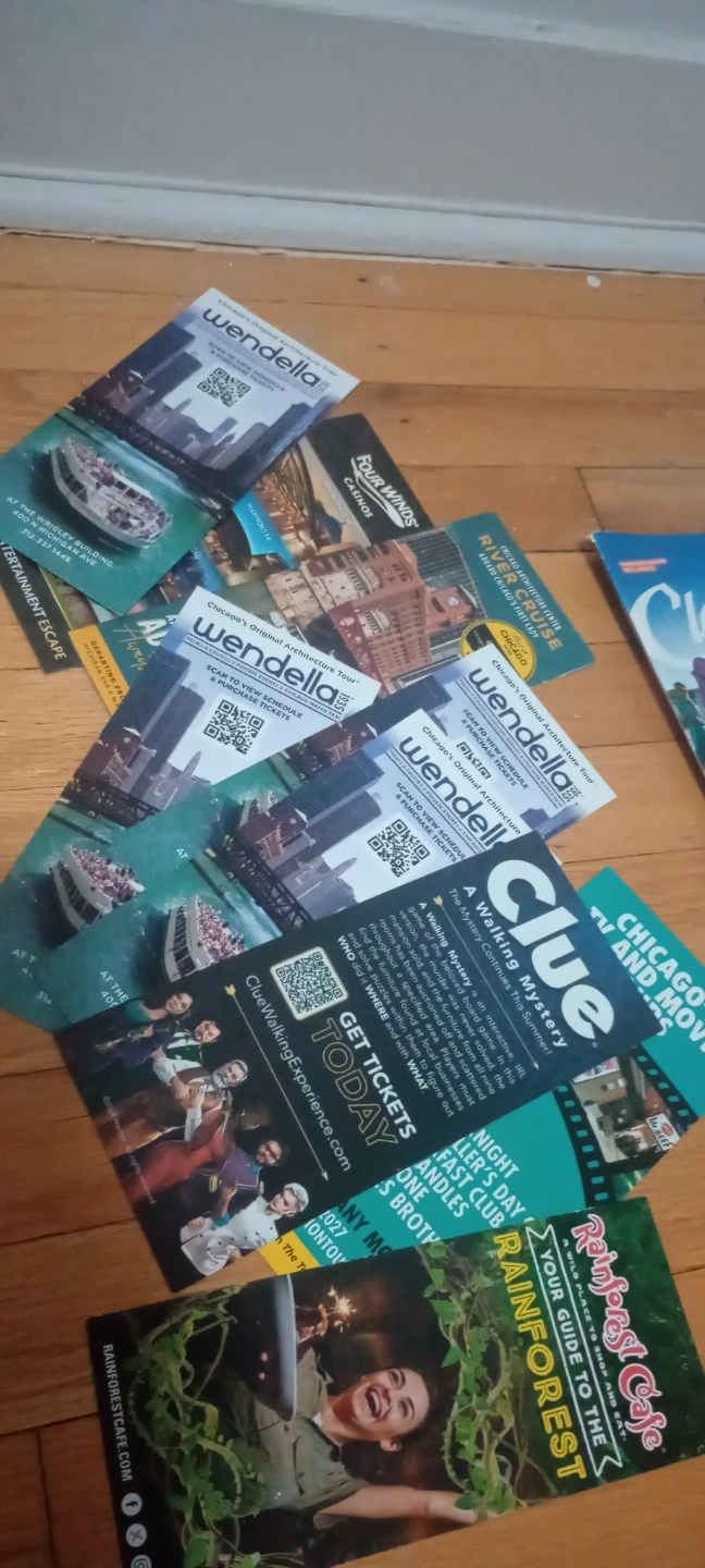 Chicago Travel Brochures and Magazines