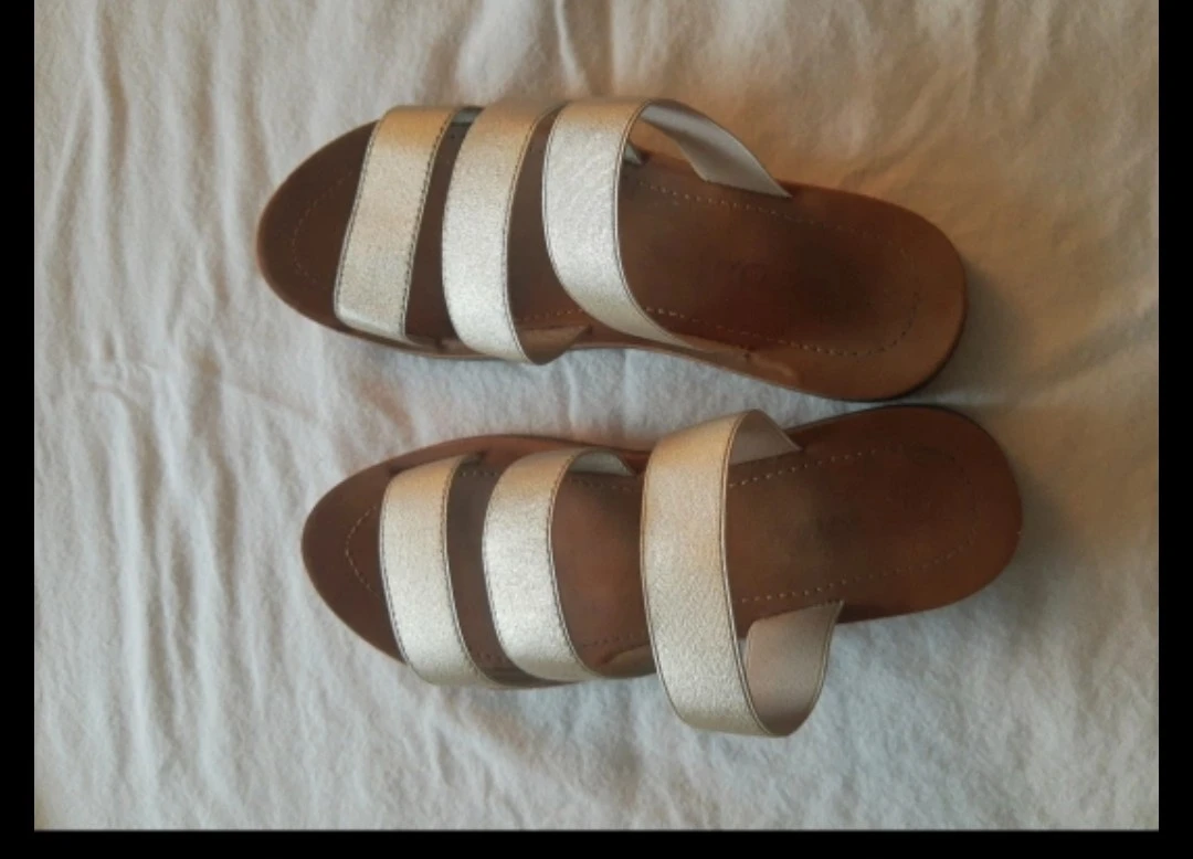 Summer Sandals Bundle x4 sz8 - photo 3