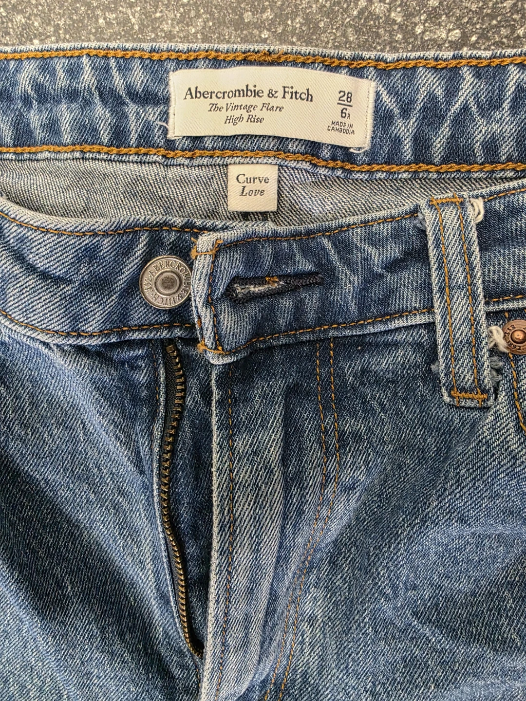 Abercrombie & Fitch The Vintage Flare Jeans - photo 3