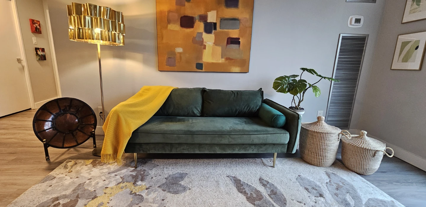Beautiful Green Velvet Sofa – Stylish & Comfortable