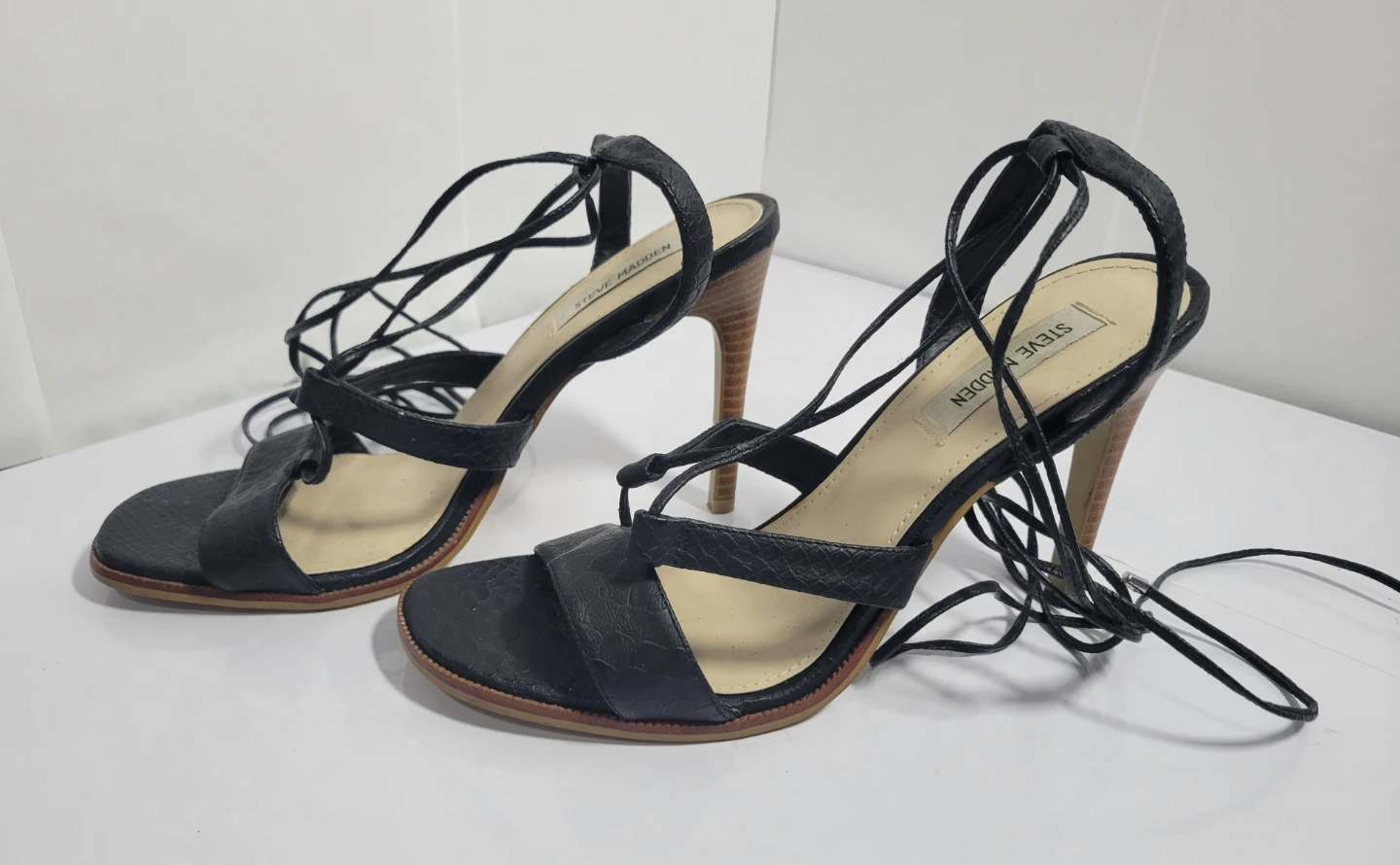 Steve Madden Black Lace-Up Heels, size 10 (59) - photo 2