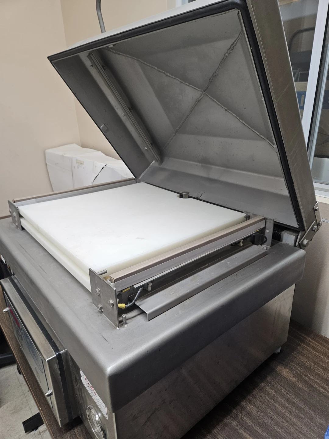 Sipromac MC-30 Computer Control Vacuum Sealer - photo 4