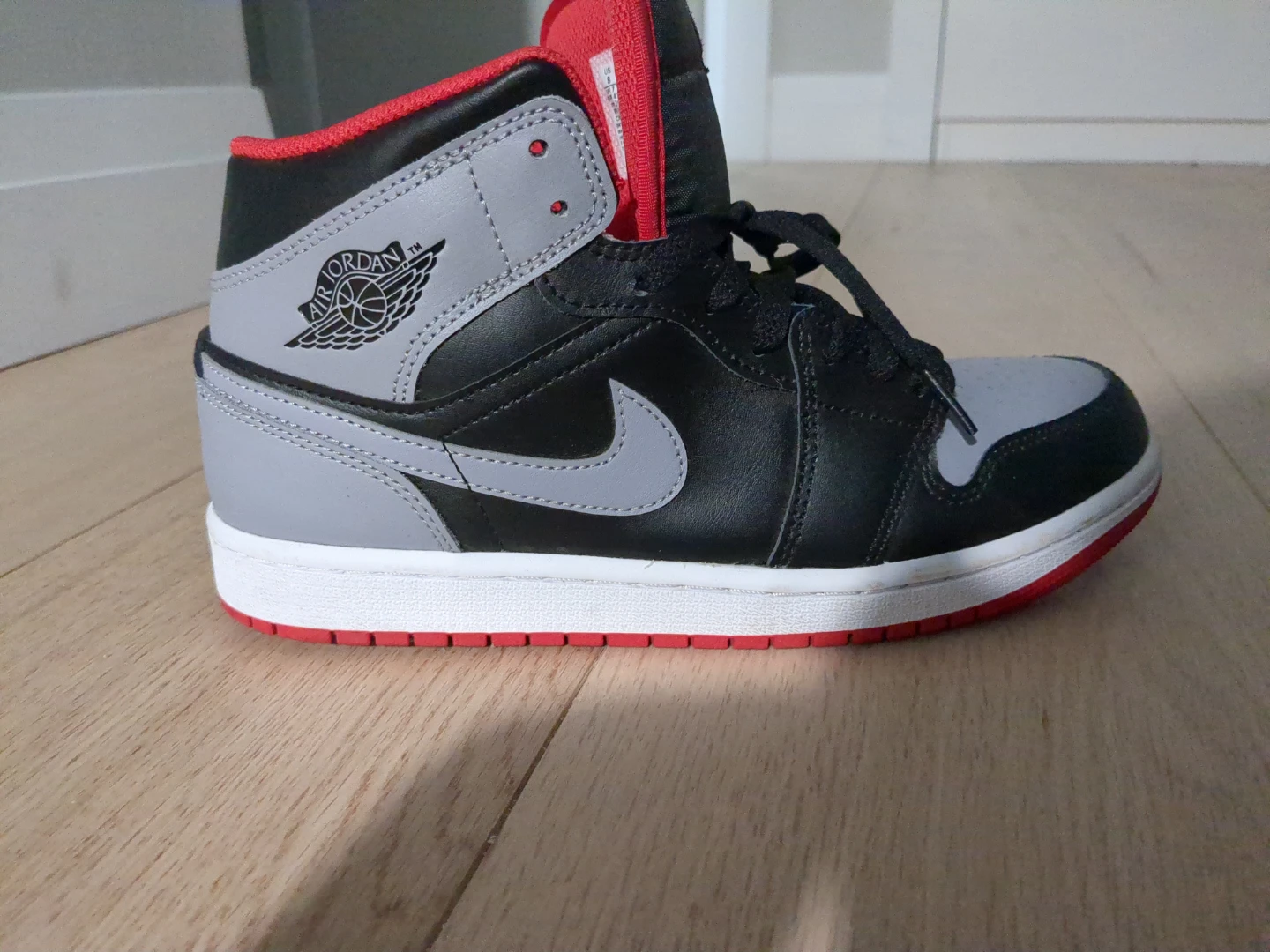 Air Jordan 1 Mid SE Shoes - photo 2