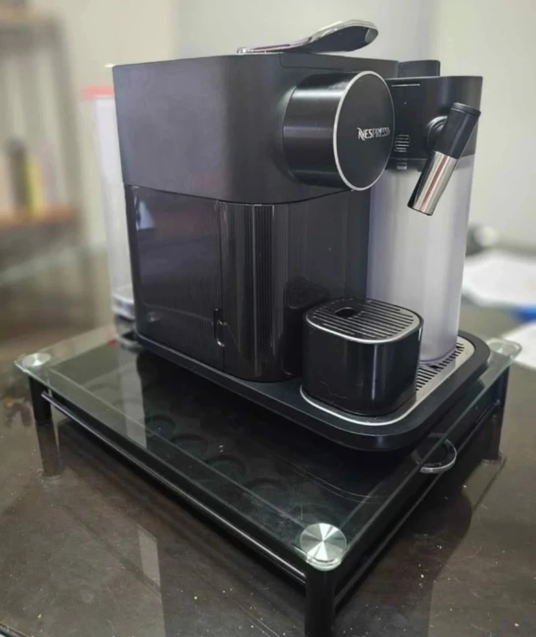 Nespresso Gran Lattissima Coffee Machine - photo 3