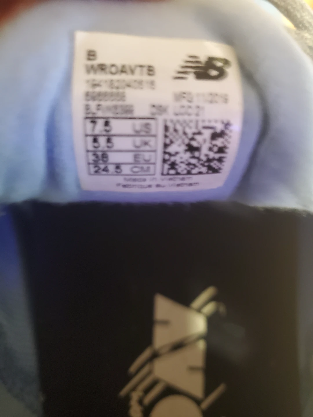 New Balance Women's Roav Running Shoes Size 7.5 - photo 3