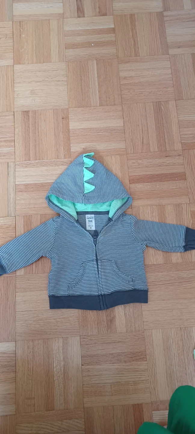 New 3 month & 3-6 month hoodie - photo 4