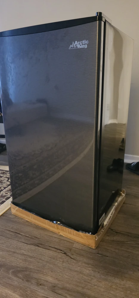 Arctic King Mini Fridge