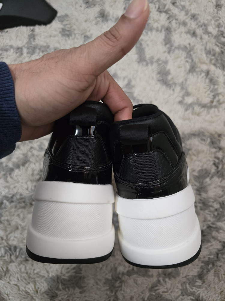 Michael Kors Black Sneakers - photo 3