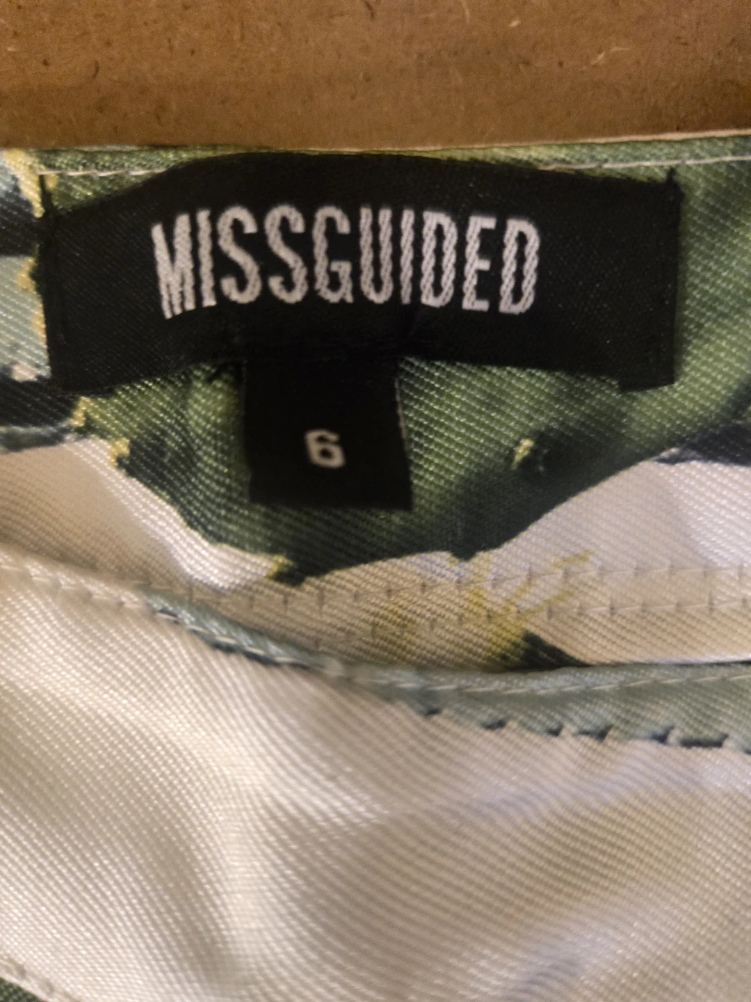 Missguided Cactus Print Shorts Size 6 - photo 3