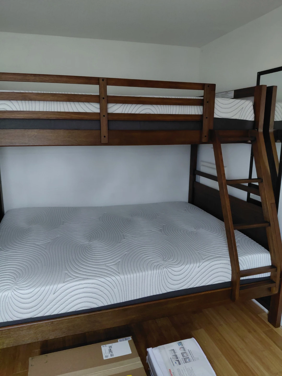 Bunk bed- twin over full with both mattresses included. - photo 4
