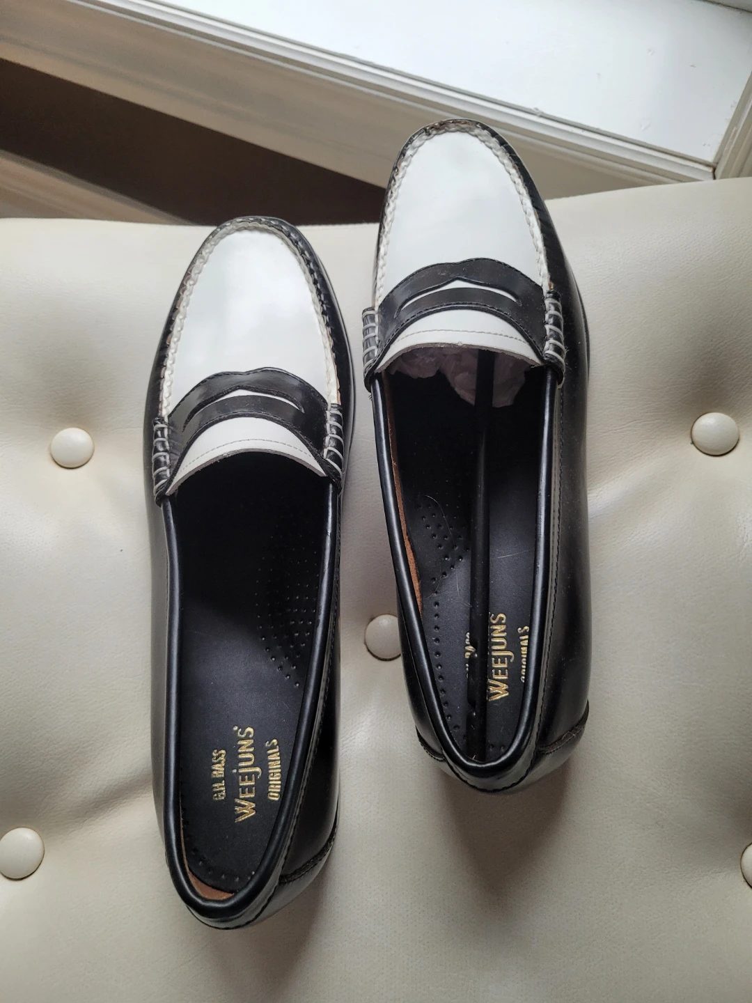 NEW G.H. Bass Weejuns "Originals" Black & White Loafers - photo 5
