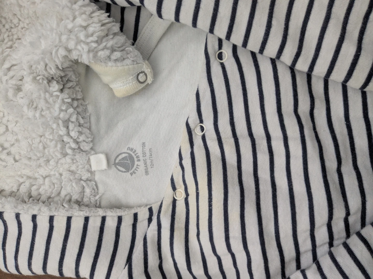​Ralph Lauren and PETIT BATERAU with noticeable milk stains - photo 2