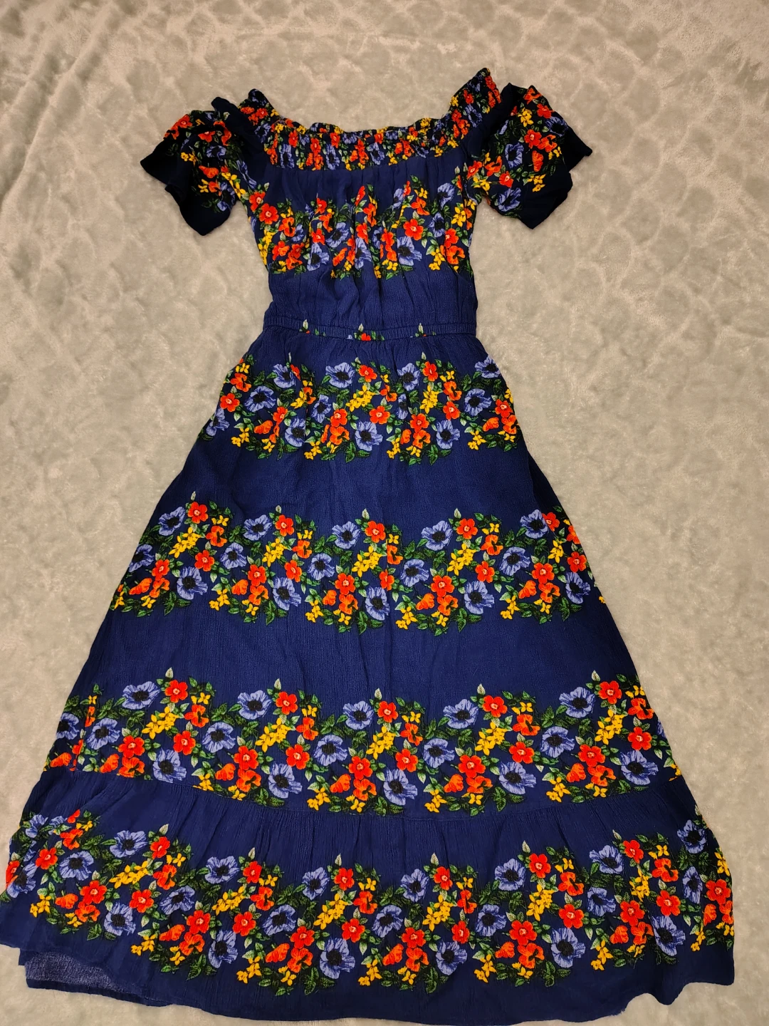 XS Blue Floral Smocked Off-the-Shoulder Maxi Dress