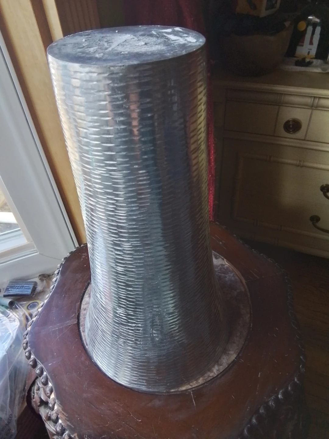 Elegant Hammered Metal Statement Vase 10.5" - photo 4