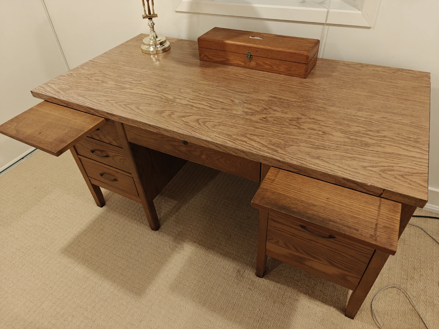 Large Oak Executive Desk with Drawers - photo 2