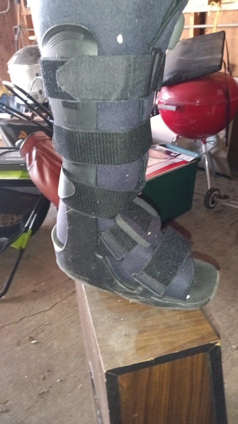 Walker Boot Brace
