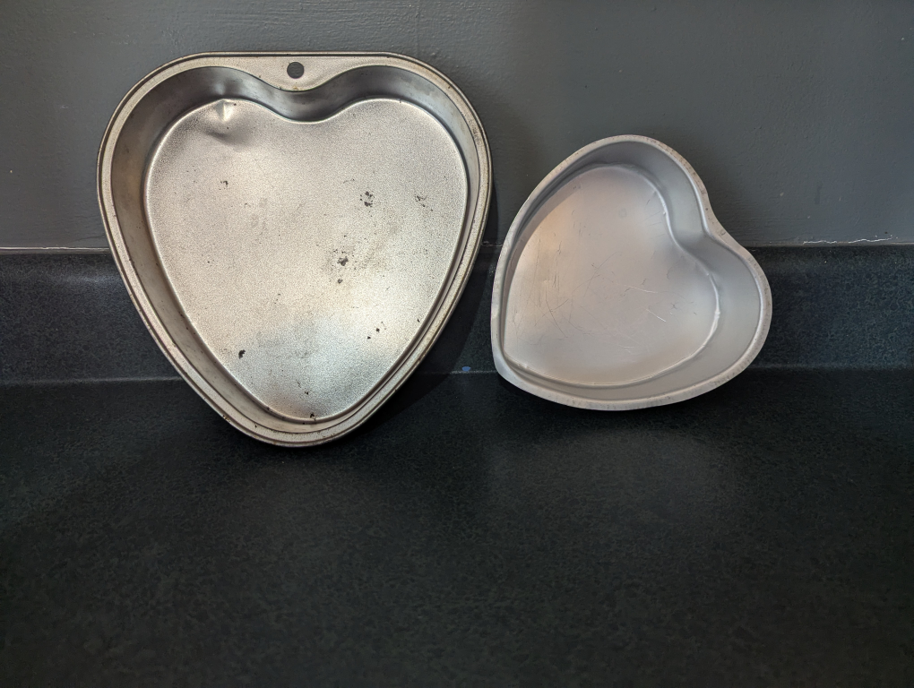Heart Shaped Cake Pan Set