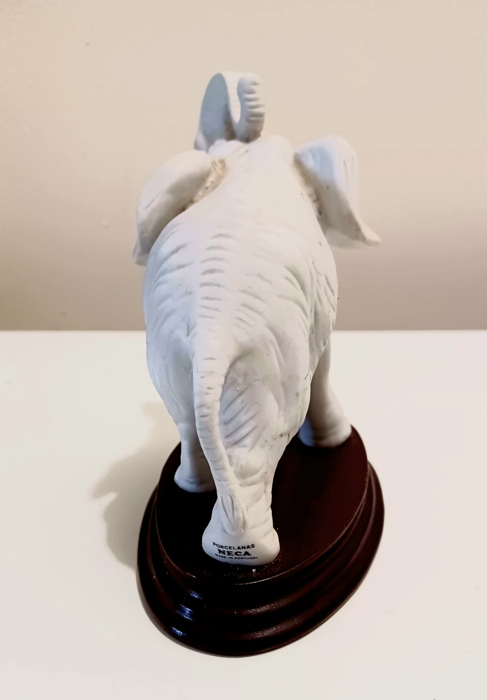 NECA Porcelain White Elephant - photo 3