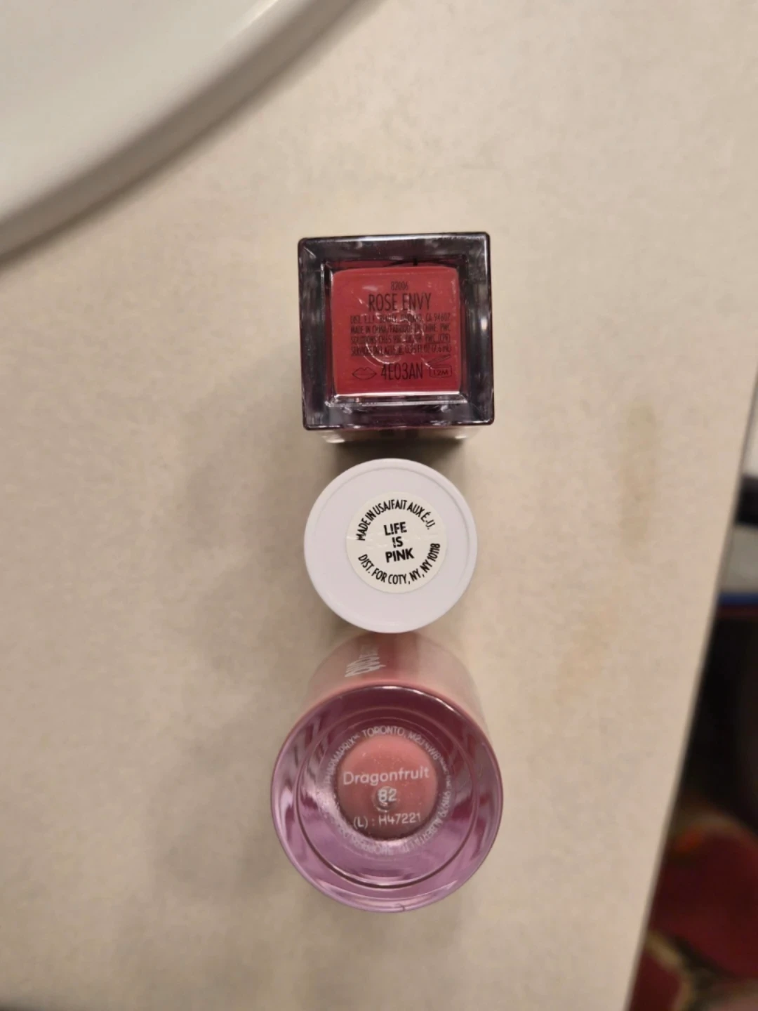 Lipstick & Lip Balm - photo 3