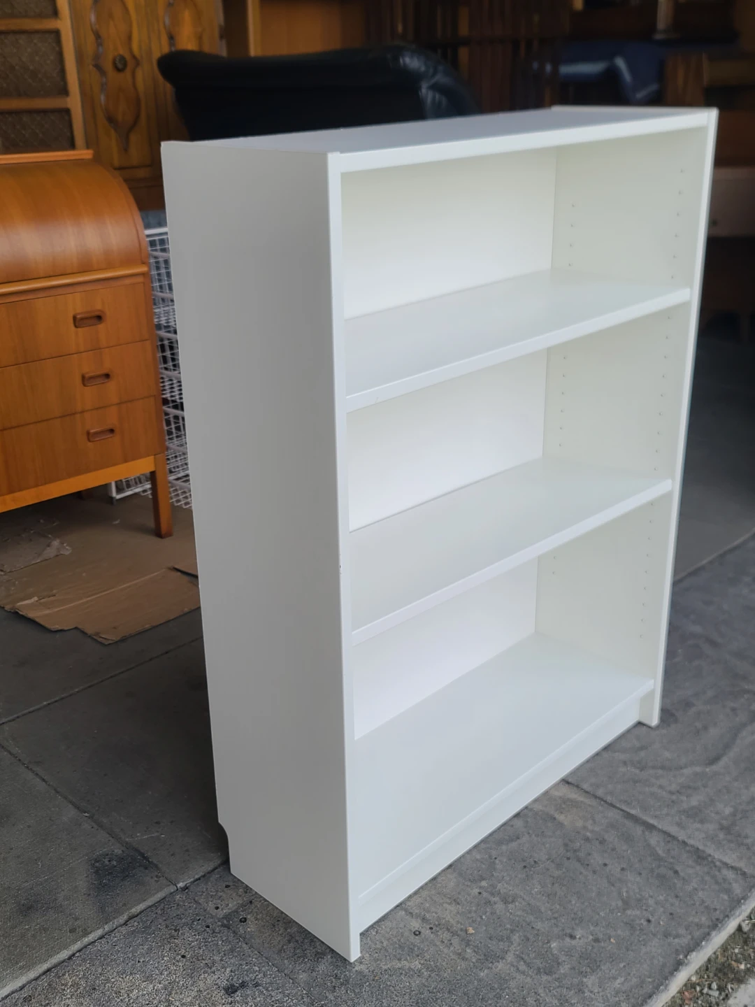 White 3-Shelf Bookcase - photo 2