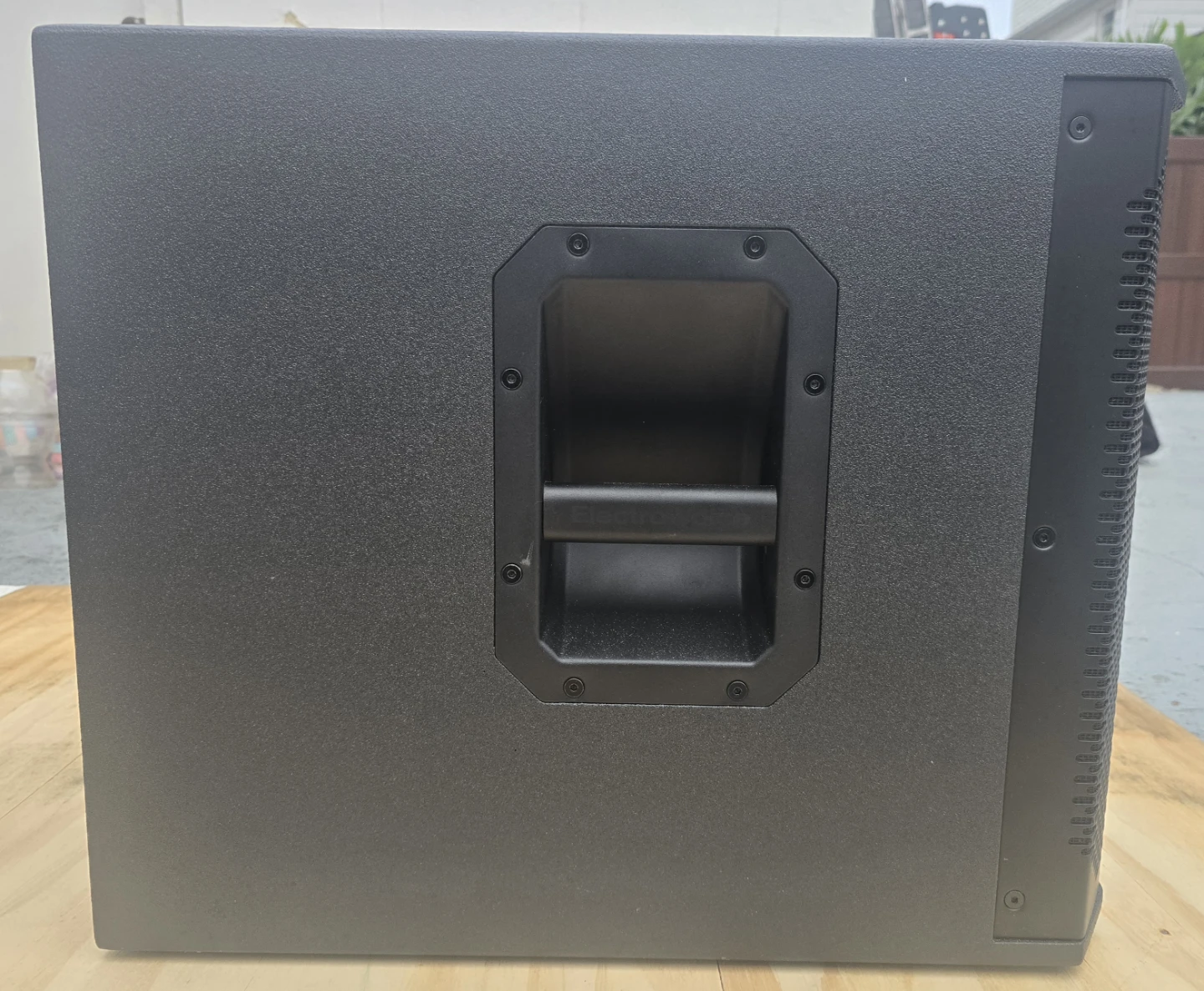 Electro-Voice EKX-15SP Powered Subwoofer Loudspeaker - photo 3