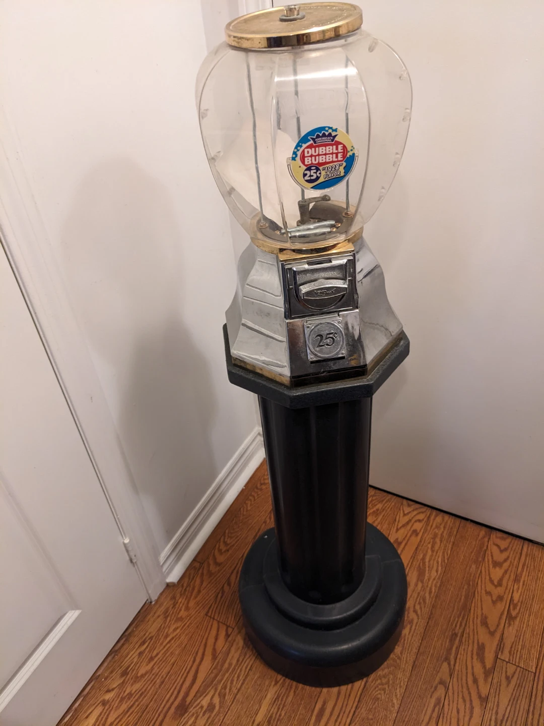 Vintage Dubble Bubble Gumball Machine