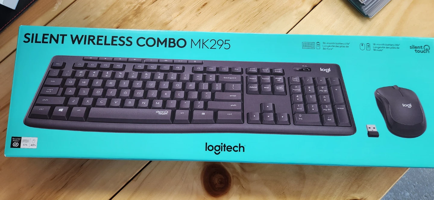 Logitech MK295 Silent Wireless Combo Keyboard and Mouse