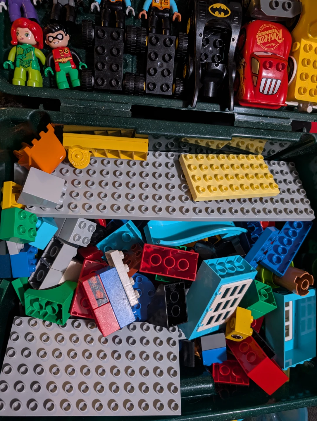LEGO DUPLO Batman & Cars Playset - photo 4