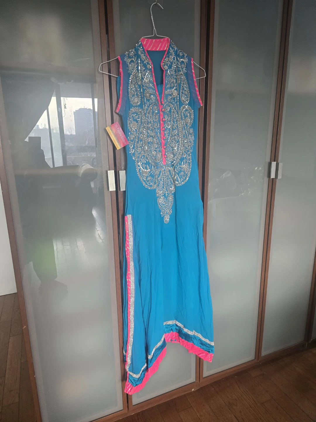 Blue embellished kurta 3 piece with pink trim