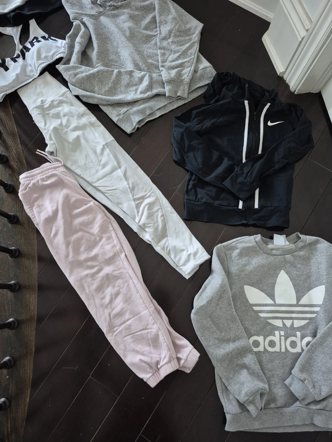 Activewear Bundle: Ivy Park, Jordan, Adidas, Nike Jacket & More - photo 3