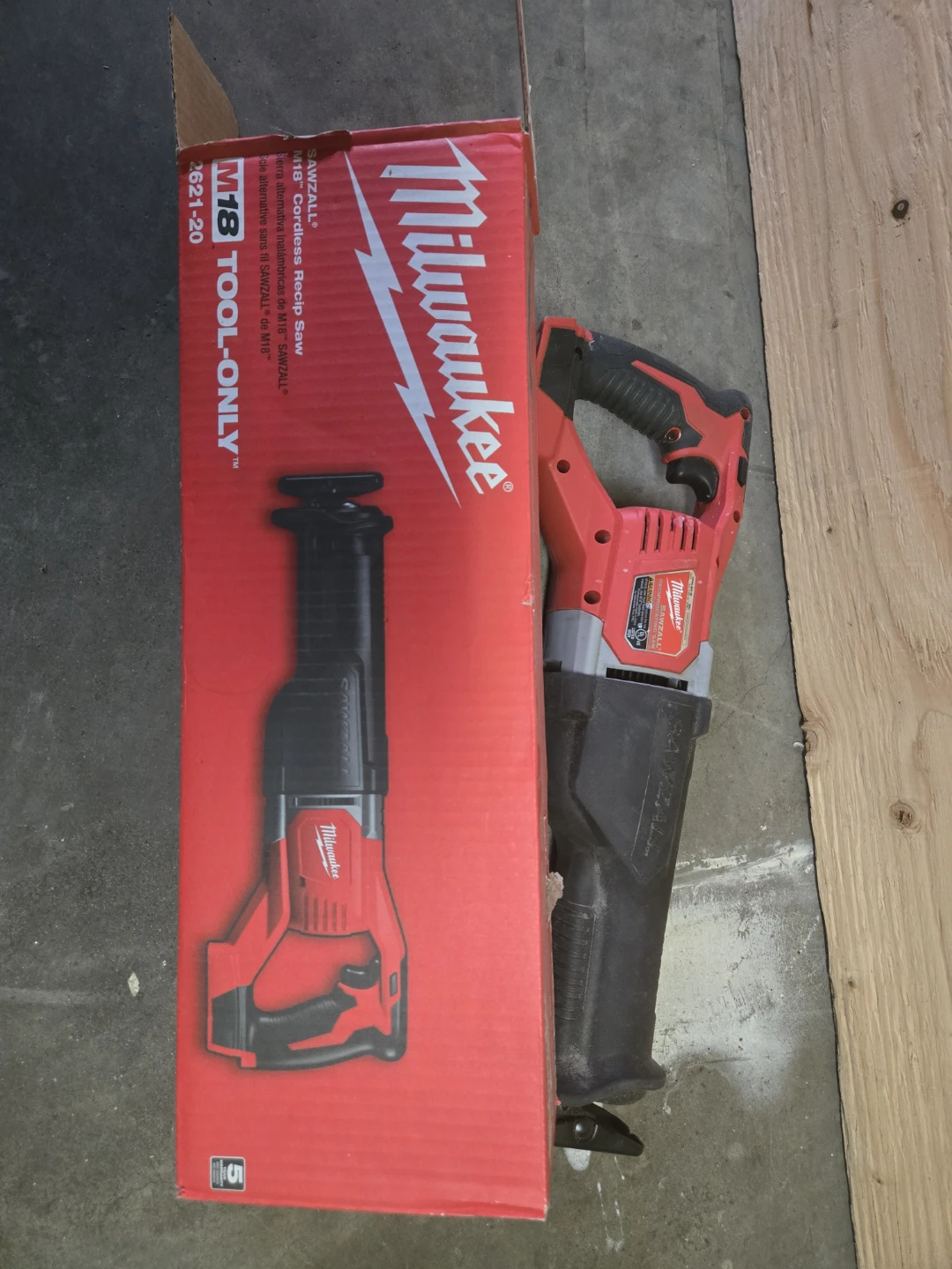 Milwaukee M18 FUEL SAWZALL Cordless Reciprocating Saw - photo 2