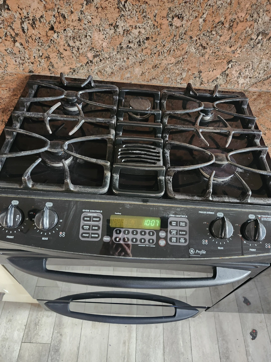 GE Profile Gas Range with Oven - photo 2