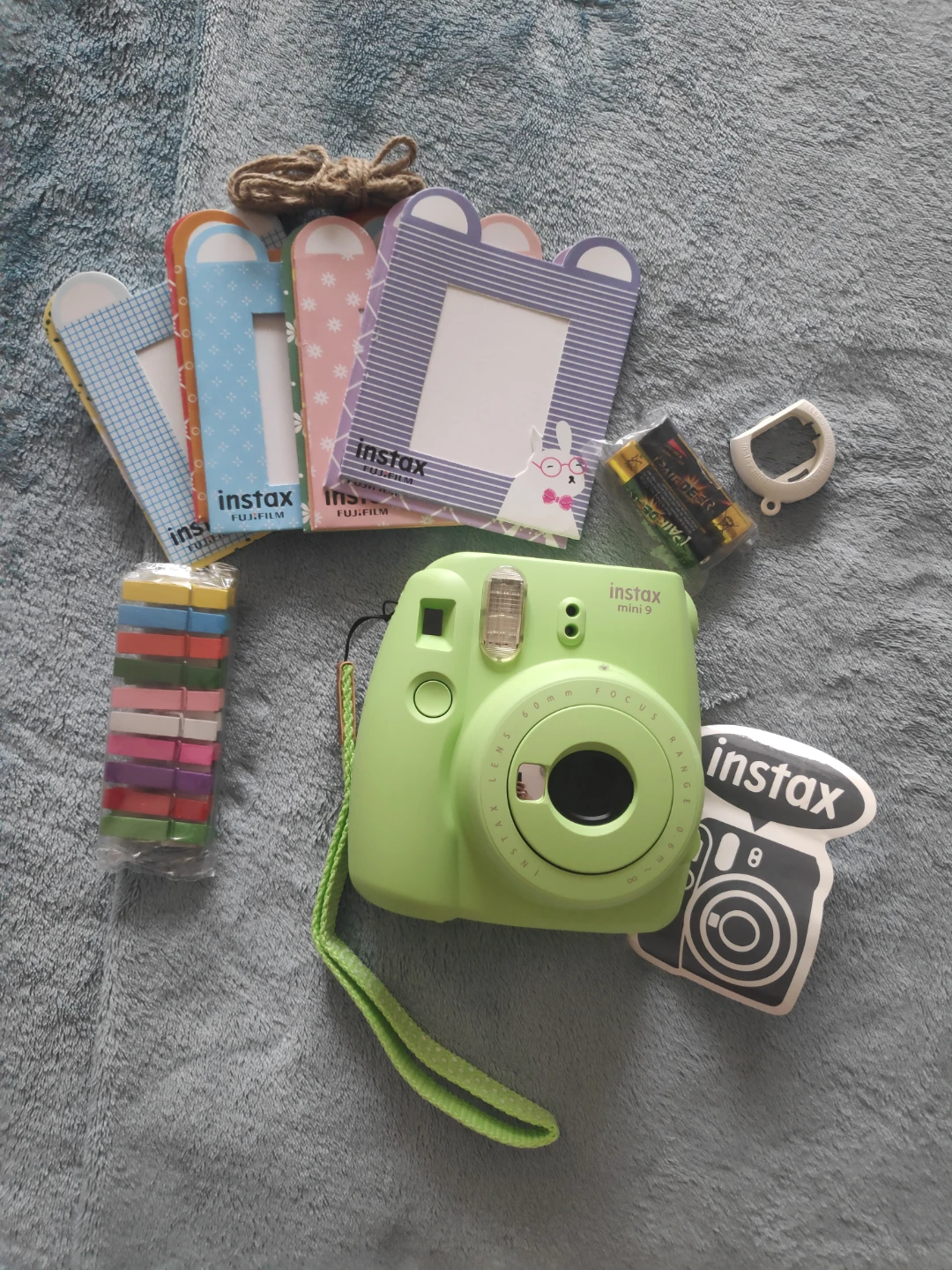 New! Fujifilm Instax Mini 9 Instant Camera - Lime Green
