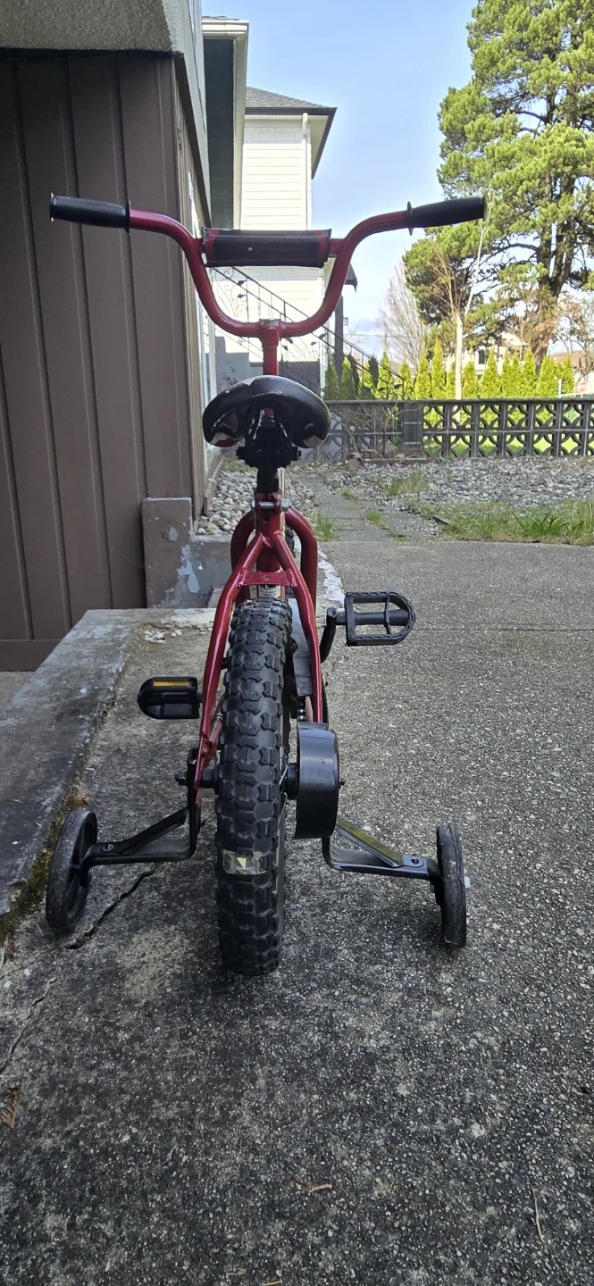Red and black supercycle kids bike - photo 3