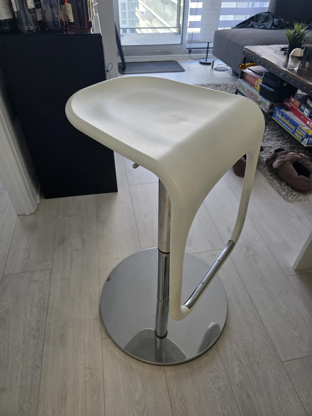 White Adjustable Bar Stools - photo 2
