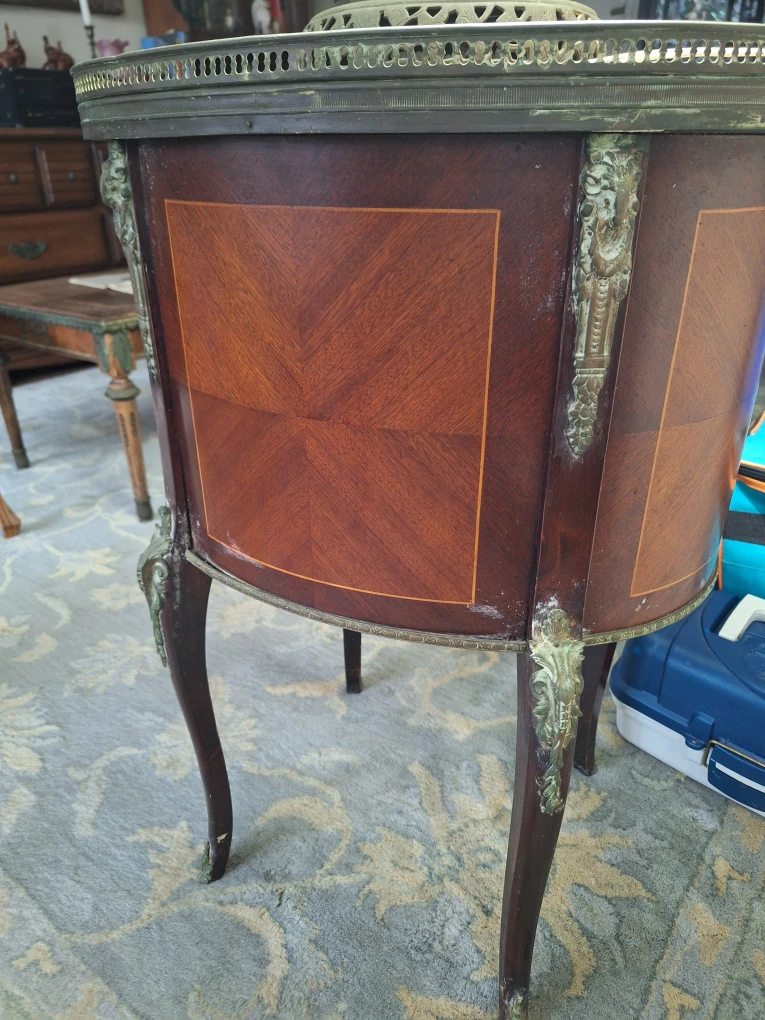 Vintage Style Wood Side Table - photo 2