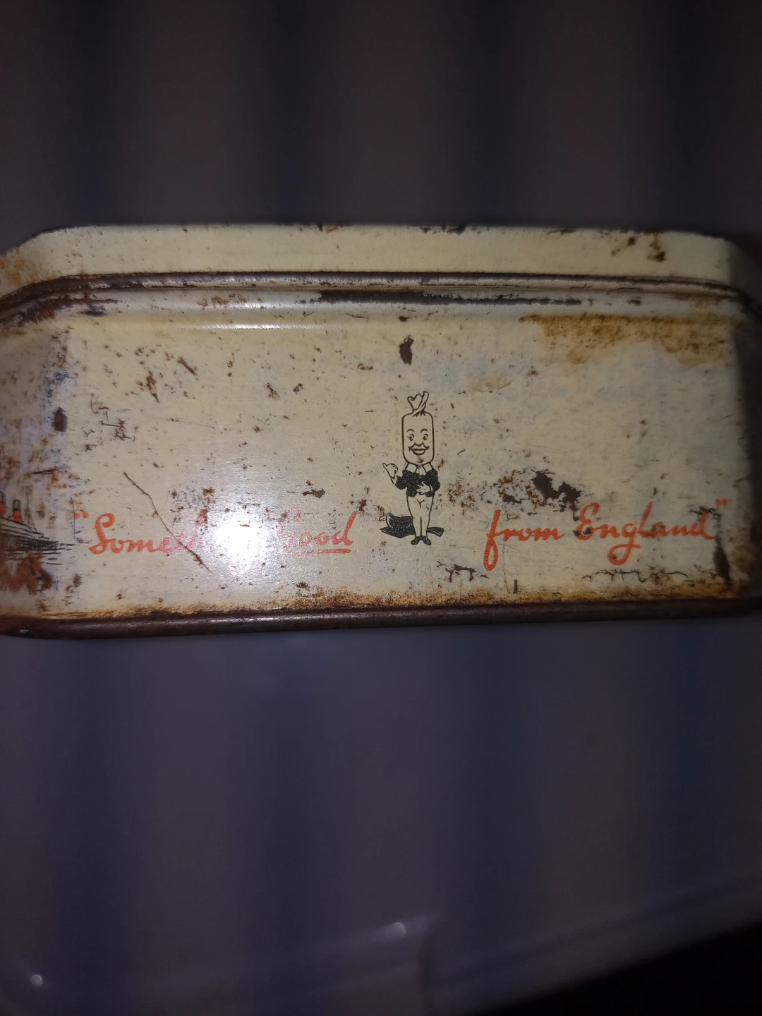 Rare Vintage Bensons Toffee Tin - photo 5