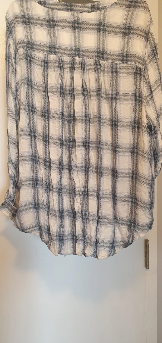 White and Blue Plaid Long Sleeve Shirt - photo 2