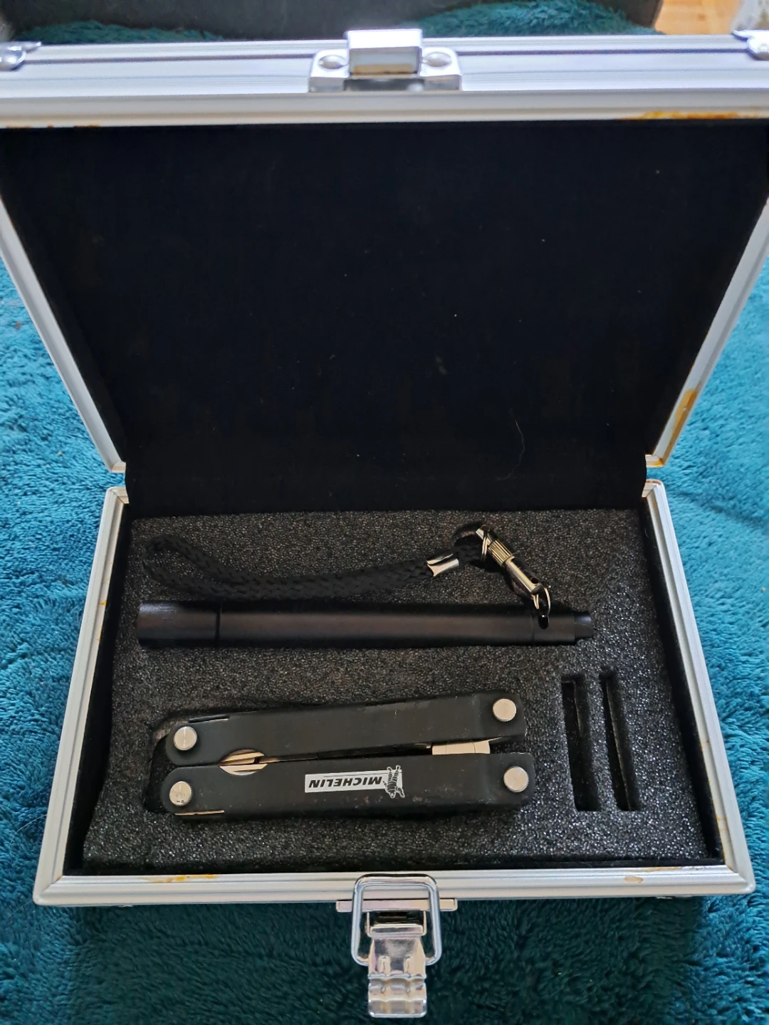 Michelin Tire Tool Multi-tool Kit - photo 2