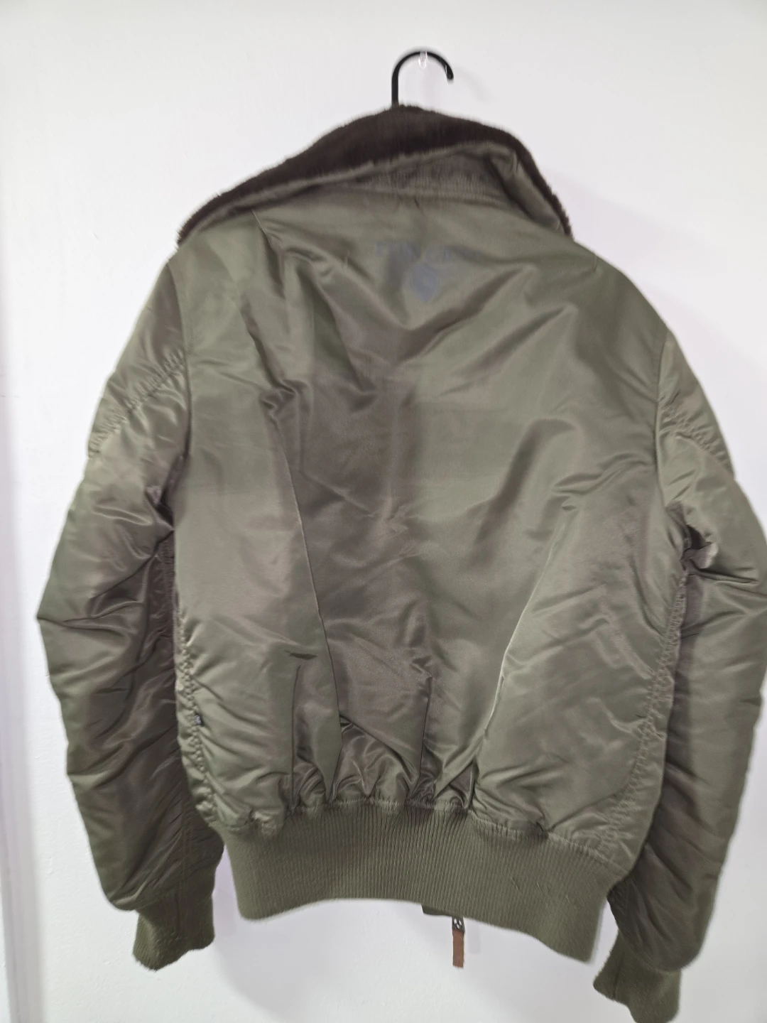 Alpha Industries Men's MA-1 Flight Bomber Jacket - photo 2
