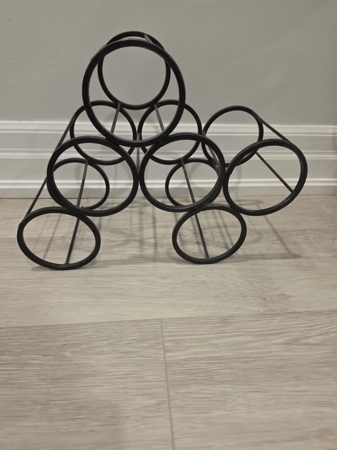 Metal 6-Bottle Wine Rack