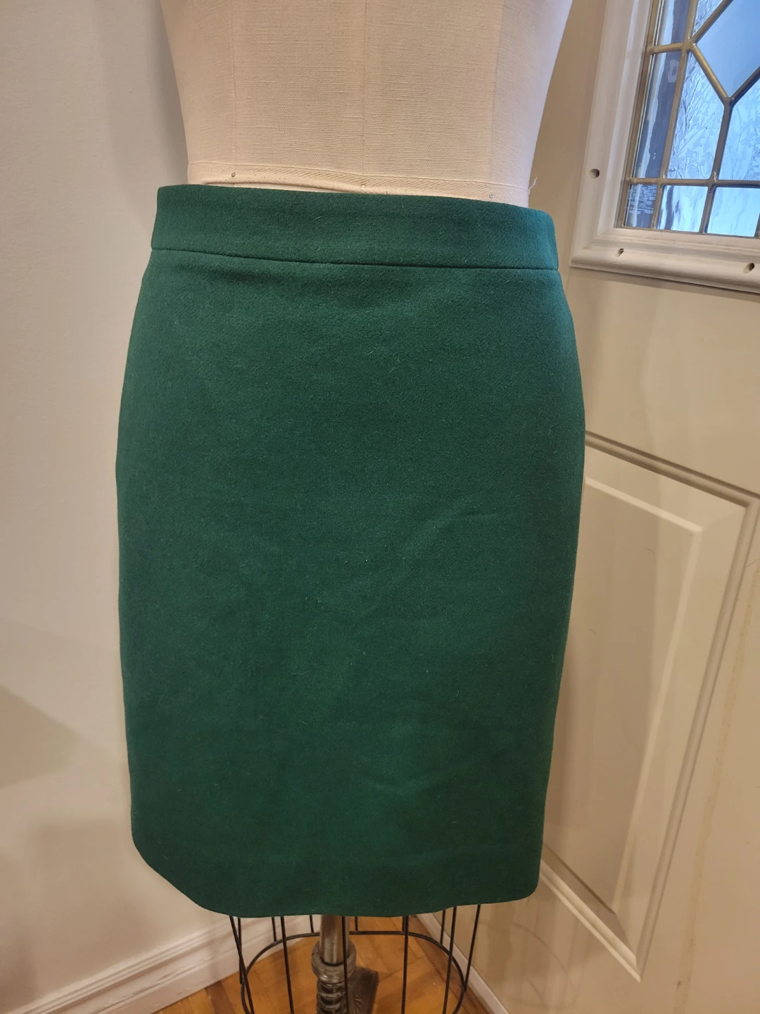 J. Crew Pencil Skirt Size 2 Green Wool Blend